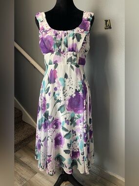 Dressbarn Purple Floral Print Sleeveless Dress